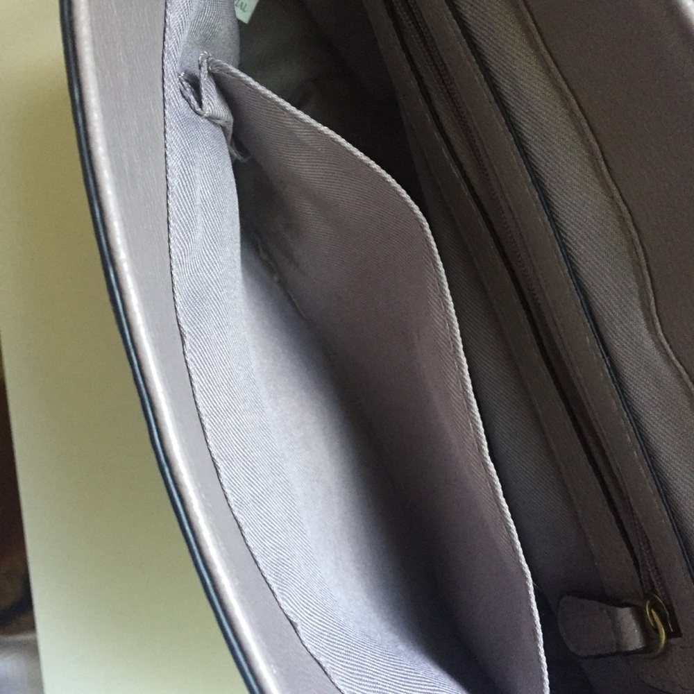 Merona Purse - Picture 6 of 6
